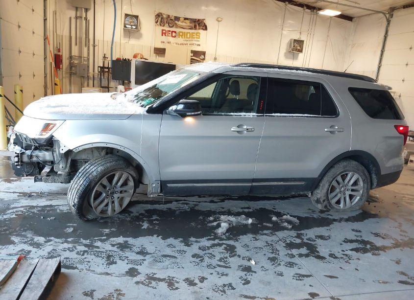 Photo 14 of 2018 Ford Explorer XLT (VIN 1FM5K8D86JGC89274)
