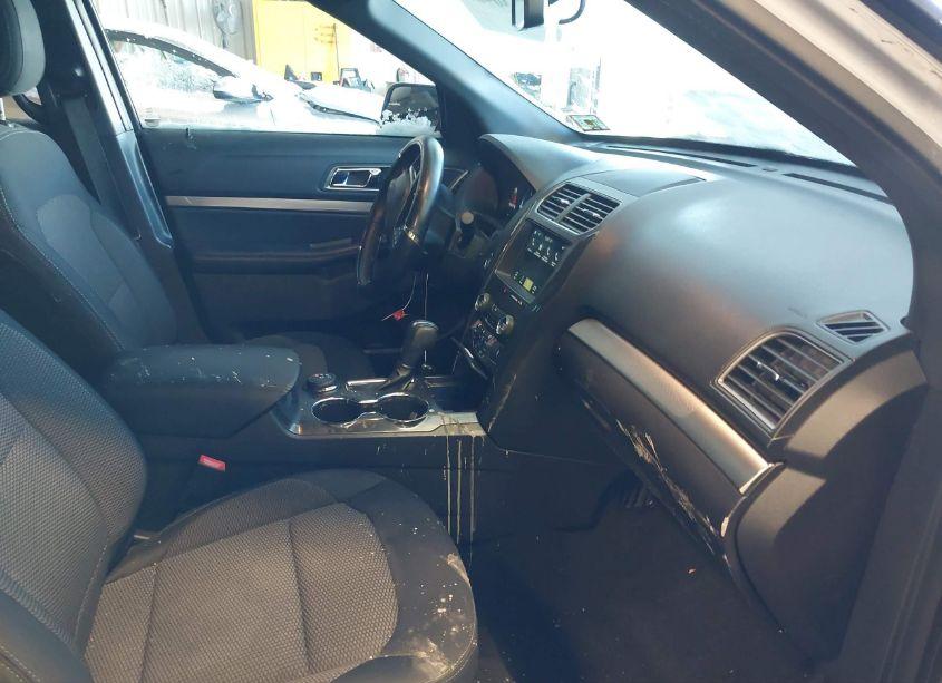 Photo 5 of 2018 Ford Explorer XLT (VIN 1FM5K8D86JGC89274)