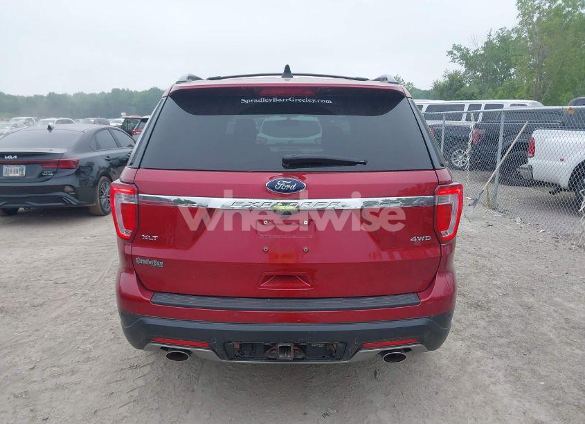 Photo 16 of 2018 Ford Explorer XLT (VIN 1FM5K8D86JGC93678)