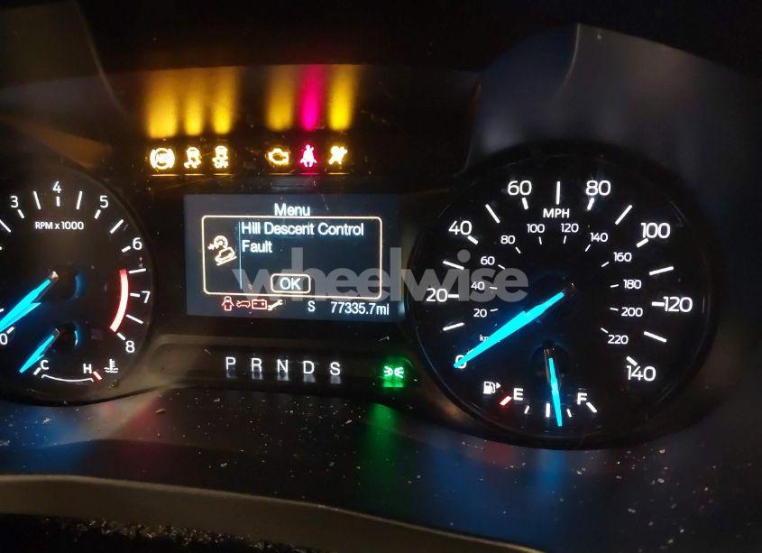 Photo 7 of 2019 Ford Explorer XLT (VIN 1FM5K8D86KGA15669)