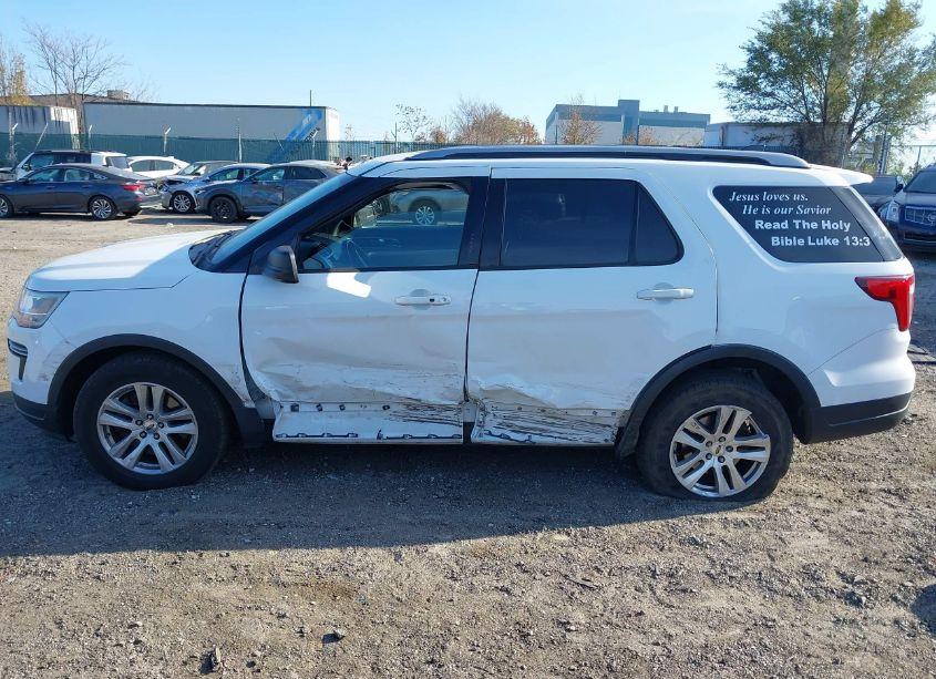 Photo 14 of 2019 Ford Explorer XLT (VIN 1FM5K8D86KGA28566)