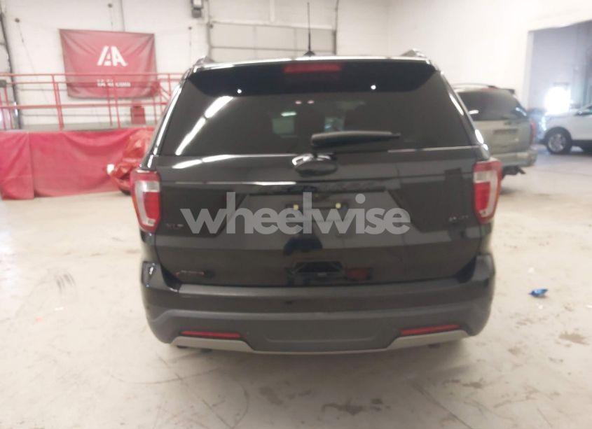 Photo 16 of 2019 Ford Explorer XLT (VIN 1FM5K8D86KGA35887)