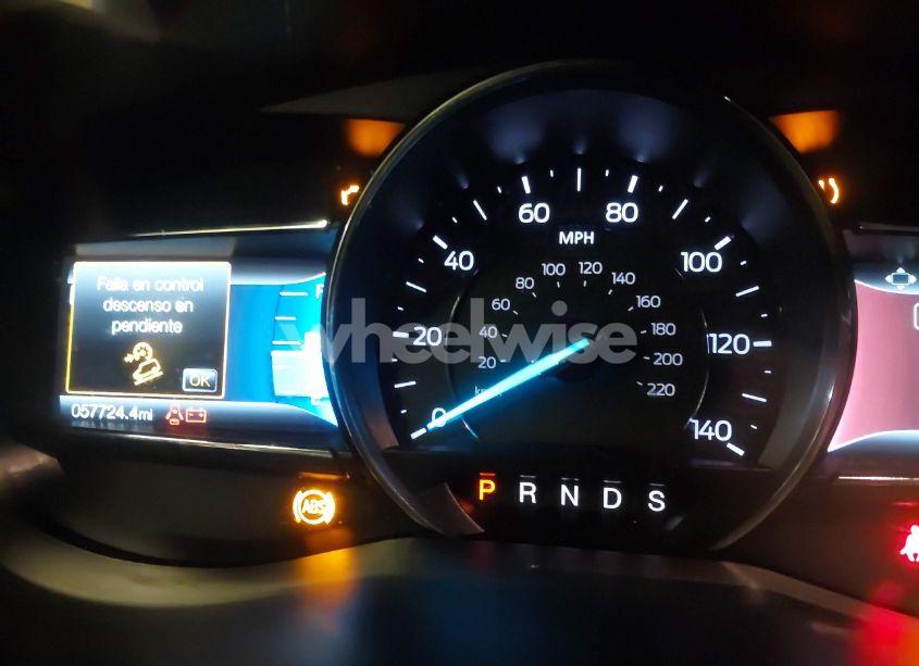 Photo 7 of 2019 Ford Explorer XLT (VIN 1FM5K8D86KGA35887)