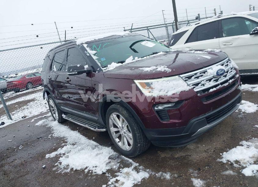 2019 Ford Explorer XLT (VIN 1FM5K8D86KGA50647) main photo