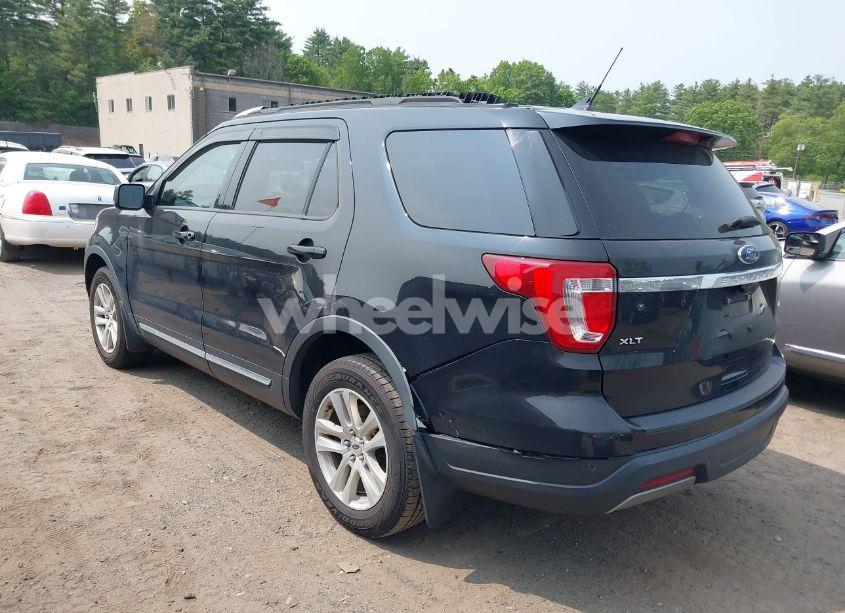 Photo 14 of 2019 Ford Explorer XLT (VIN 1FM5K8D86KGA99119)