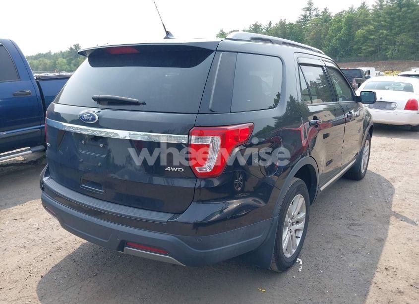 Photo 4 of 2019 Ford Explorer XLT (VIN 1FM5K8D86KGA99119)
