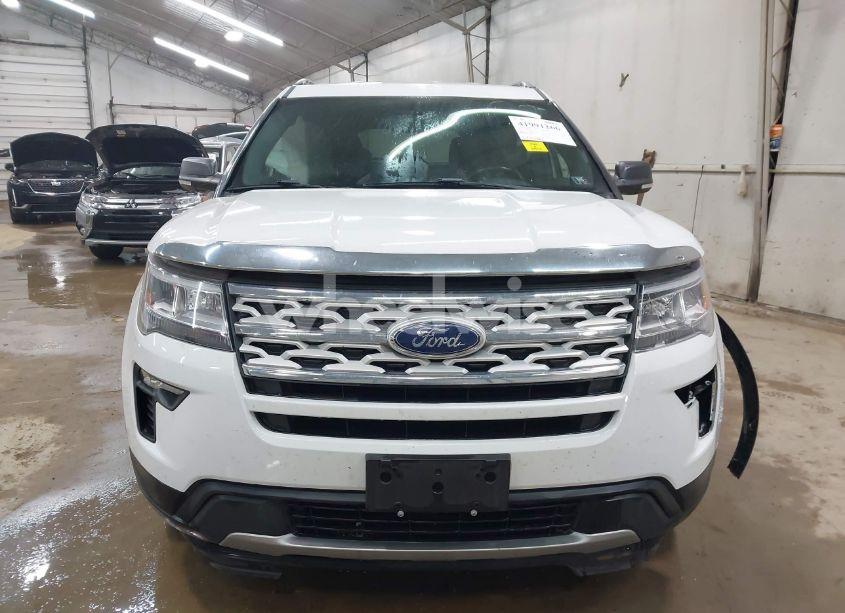 Photo 12 of 2019 Ford Explorer XLT (VIN 1FM5K8D86KGB46696)