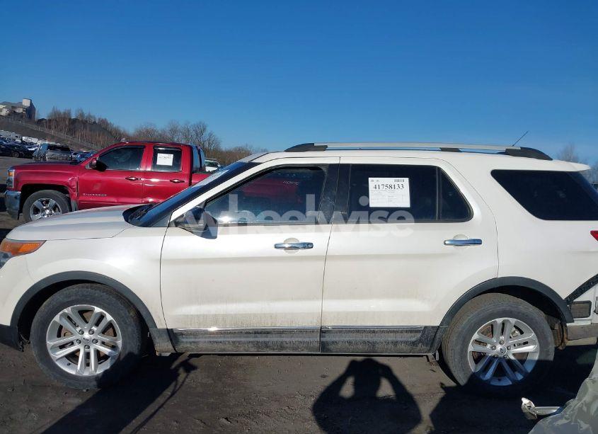 Photo 14 of 2013 Ford Explorer XLT (VIN 1FM5K8D87DGA10015)