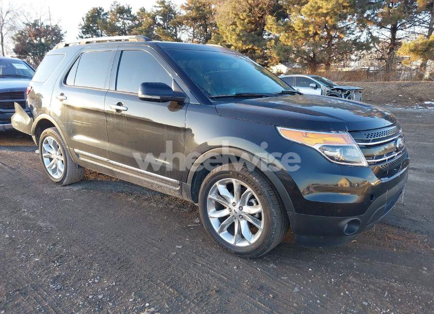 2013 Ford Explorer XLT (VIN 1FM5K8D87DGA17126) main photo