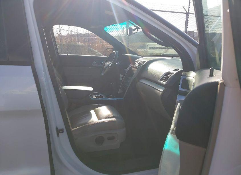 Photo 5 of 2013 Ford Explorer XLT (VIN 1FM5K8D87DGA44441)