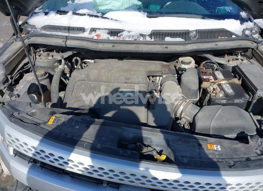 Photo 10 of 2013 Ford Explorer XLT (VIN 1FM5K8D87DGA74457)