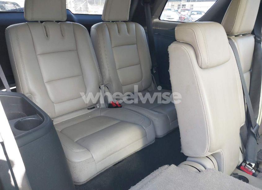 Photo 8 of 2013 Ford Explorer XLT (VIN 1FM5K8D87DGA74457)