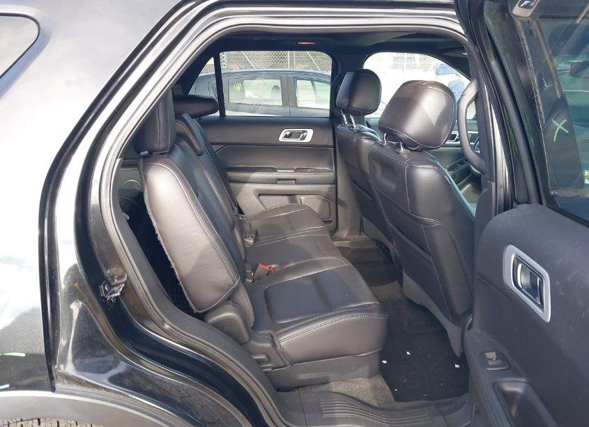 Photo 8 of 2013 Ford Explorer XLT (VIN 1FM5K8D87DGB04458)