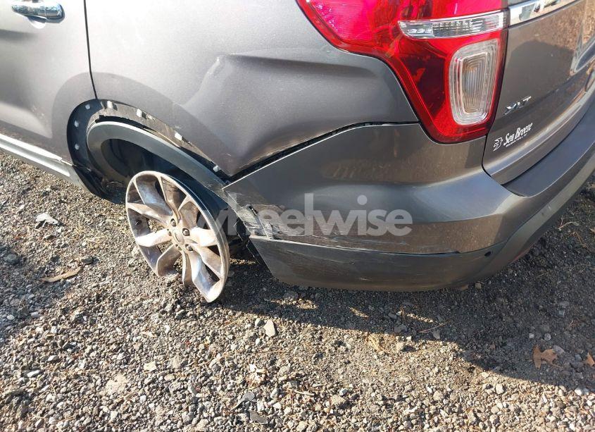 Photo 6 of 2013 Ford Explorer XLT (VIN 1FM5K8D87DGB96252)