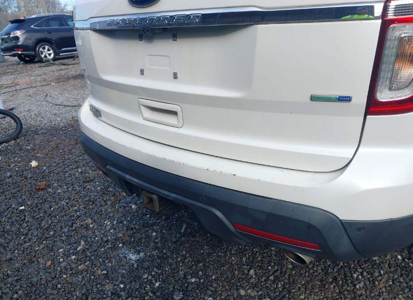 Photo 15 of 2013 Ford Explorer XLT (VIN 1FM5K8D87DGB98339)