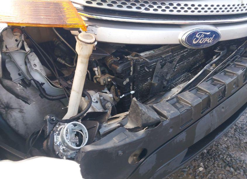 Photo 19 of 2013 Ford Explorer XLT (VIN 1FM5K8D87DGB98339)