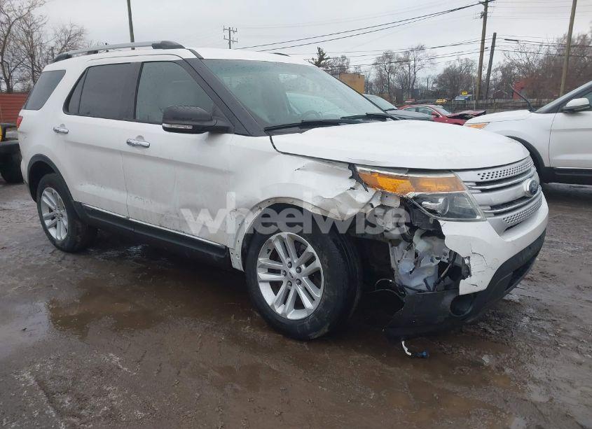 2013 Ford Explorer XLT (VIN 1FM5K8D87DGC49029) main photo