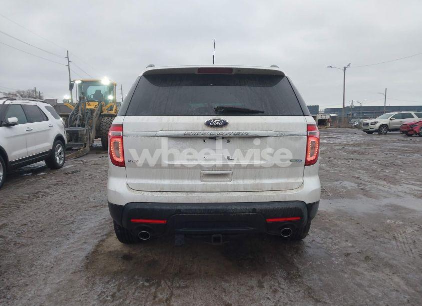Photo 16 of 2013 Ford Explorer XLT (VIN 1FM5K8D87DGC49029)