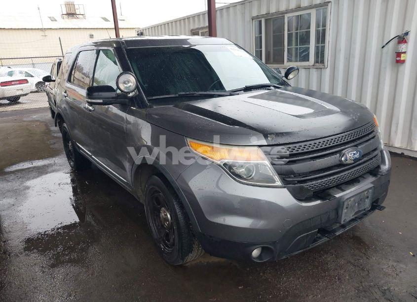 2013 Ford Explorer XLT (VIN 1FM5K8D87DGC82600) main photo