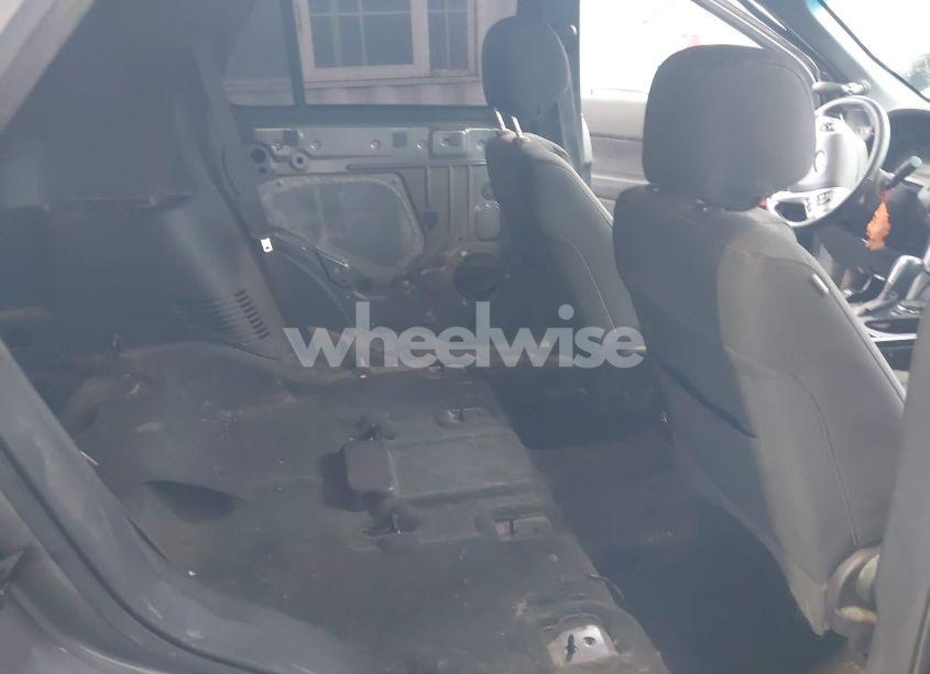 Photo 8 of 2013 Ford Explorer XLT (VIN 1FM5K8D87DGC82600)