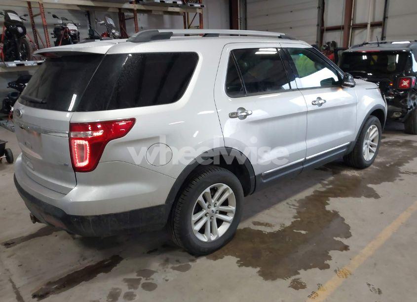 Photo 4 of 2014 Ford Explorer XLT (VIN 1FM5K8D87EGA31903)