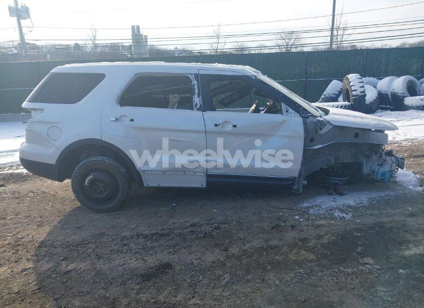 Photo 13 of 2014 Ford Explorer XLT (VIN 1FM5K8D87EGA36051)