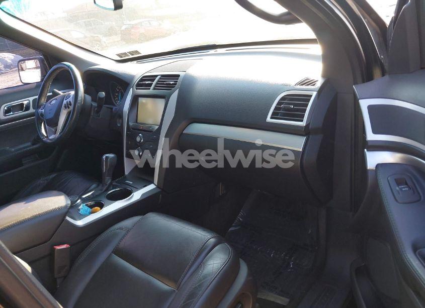 Photo 5 of 2014 Ford Explorer XLT (VIN 1FM5K8D87EGA46952)