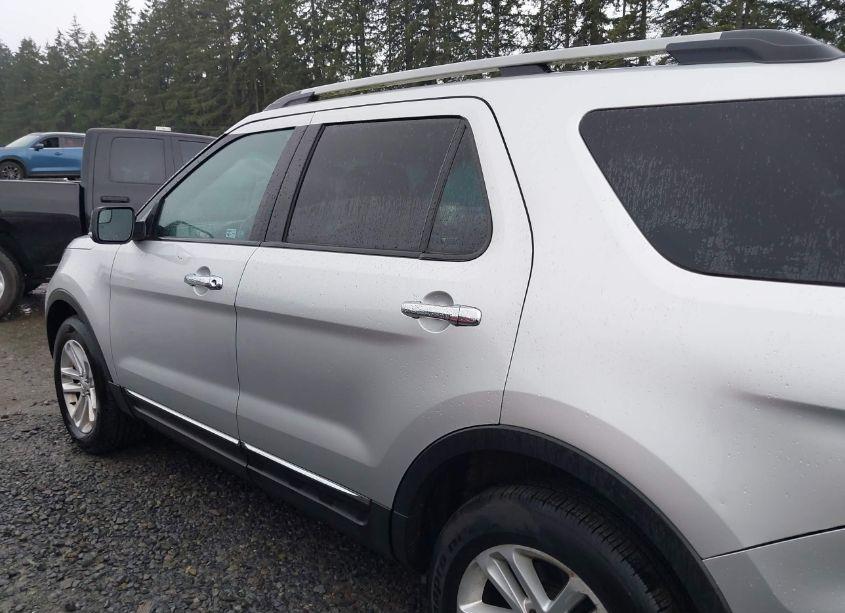 Photo 14 of 2014 Ford Explorer XLT (VIN 1FM5K8D87EGB11024)