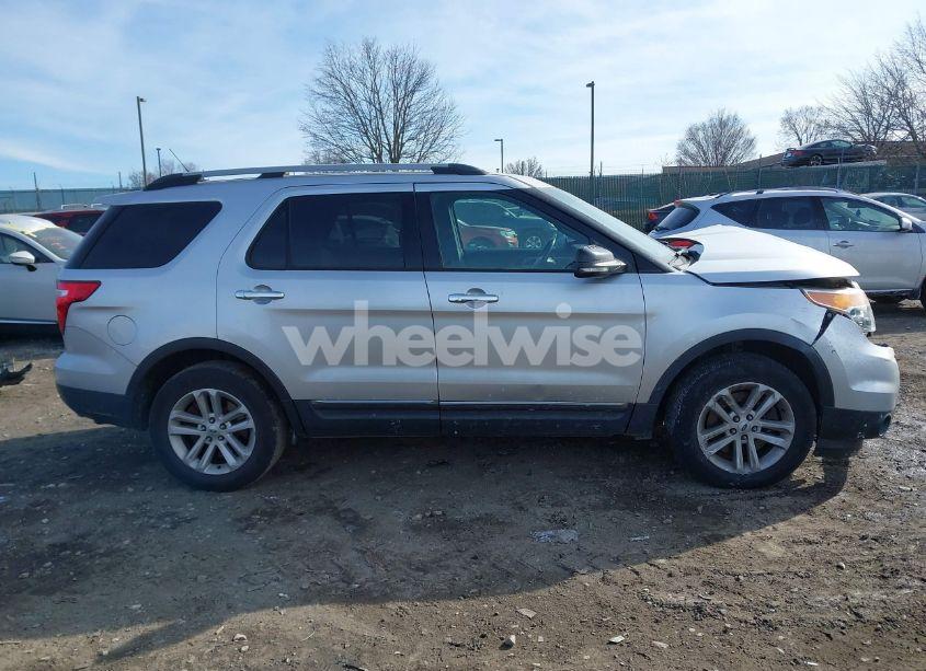Photo 12 of 2014 Ford Explorer XLT (VIN 1FM5K8D87EGB48302)