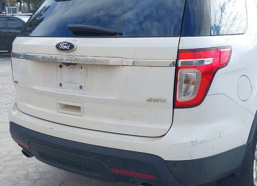 Photo 18 of 2014 Ford Explorer XLT (VIN 1FM5K8D87EGB61079)