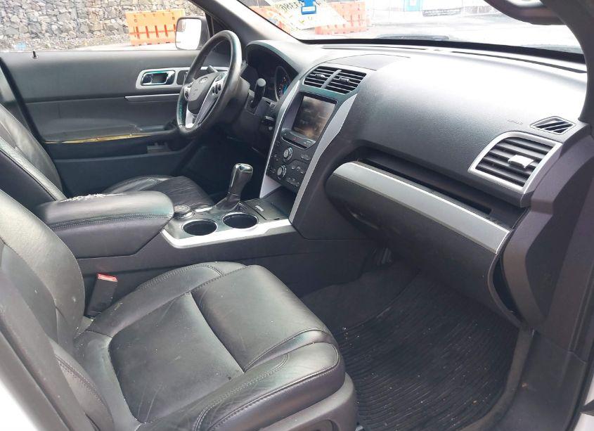 Photo 5 of 2014 Ford Explorer XLT (VIN 1FM5K8D87EGB61079)