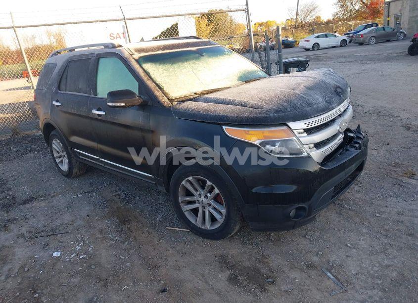 2014 Ford Explorer XLT (VIN 1FM5K8D87EGC21278) main photo