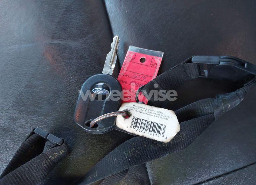 Photo 11 of 2014 Ford Explorer XLT (VIN 1FM5K8D87EGC21278)