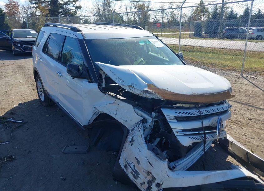 2014 Ford Explorer XLT (VIN 1FM5K8D87EGC55785) main photo