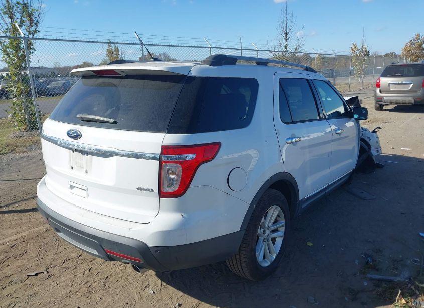 Photo 4 of 2014 Ford Explorer XLT (VIN 1FM5K8D87EGC55785)