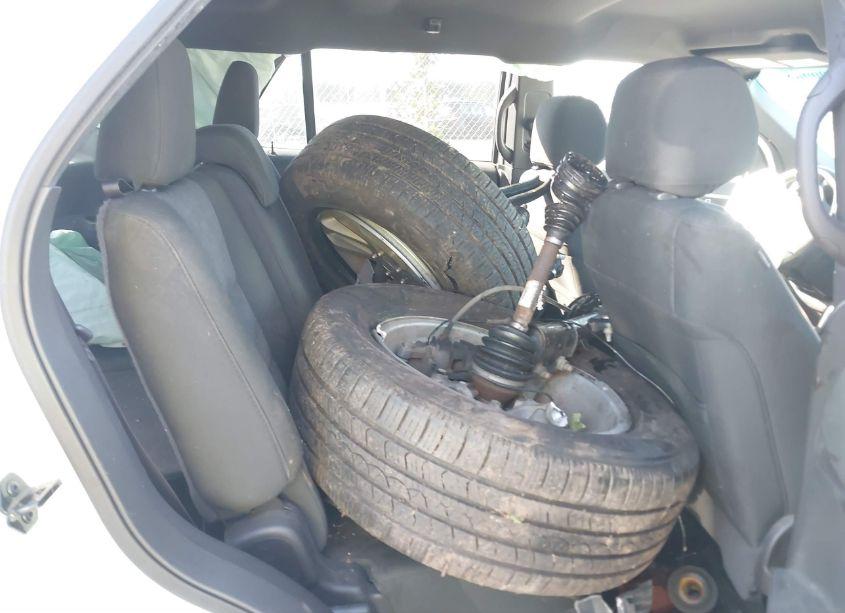 Photo 8 of 2014 Ford Explorer XLT (VIN 1FM5K8D87EGC55785)