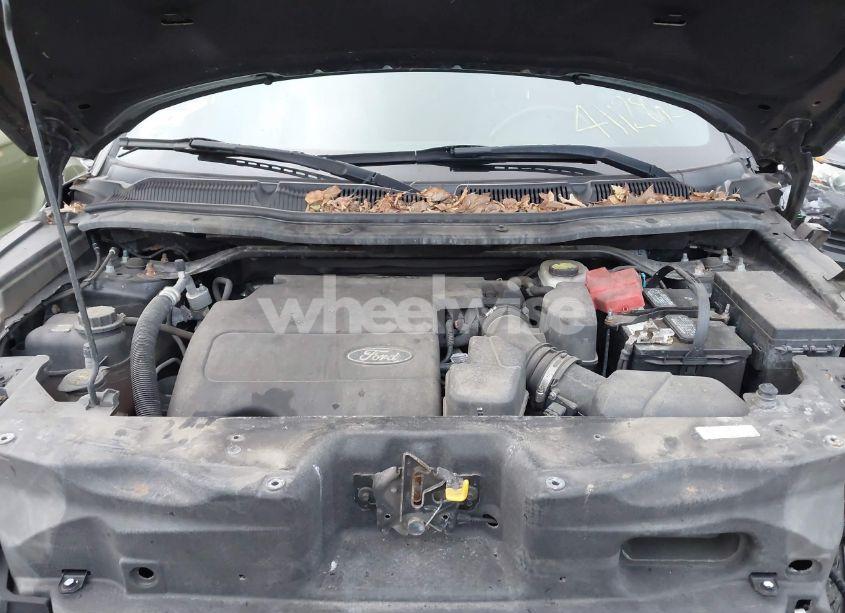 Photo 10 of 2015 Ford Explorer XLT (VIN 1FM5K8D87FGA00345)