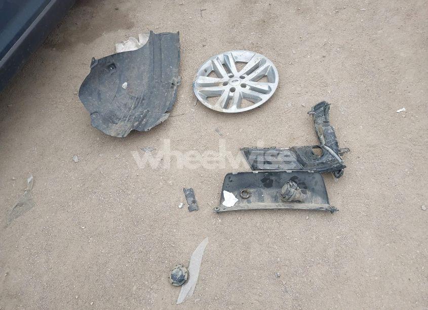 Photo 12 of 2015 Ford Explorer XLT (VIN 1FM5K8D87FGA86658)