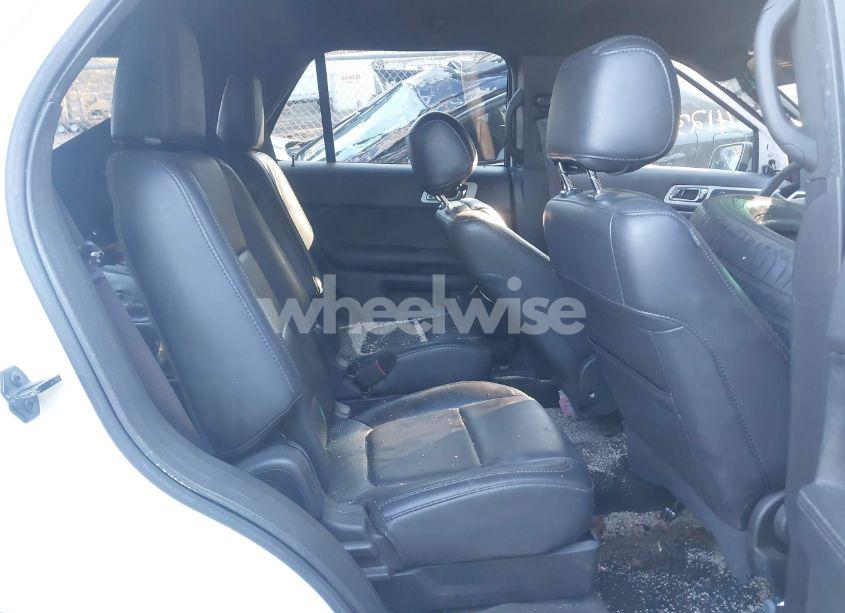 Photo 8 of 2015 Ford Explorer XLT (VIN 1FM5K8D87FGB59348)