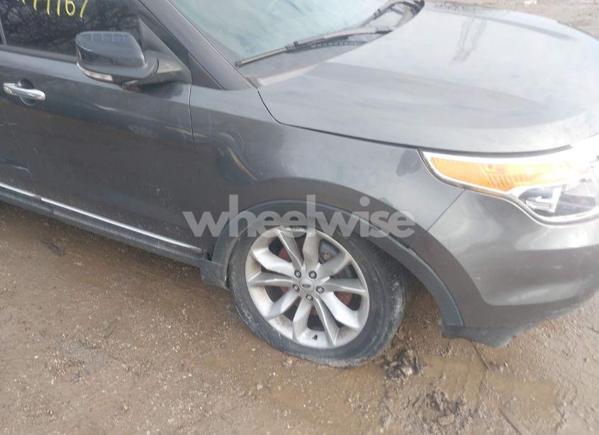 Photo 6 of 2015 Ford Explorer XLT (VIN 1FM5K8D87FGB72357)