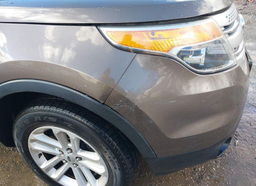 Photo 6 of 2015 Ford Explorer XLT (VIN 1FM5K8D87FGC09830)