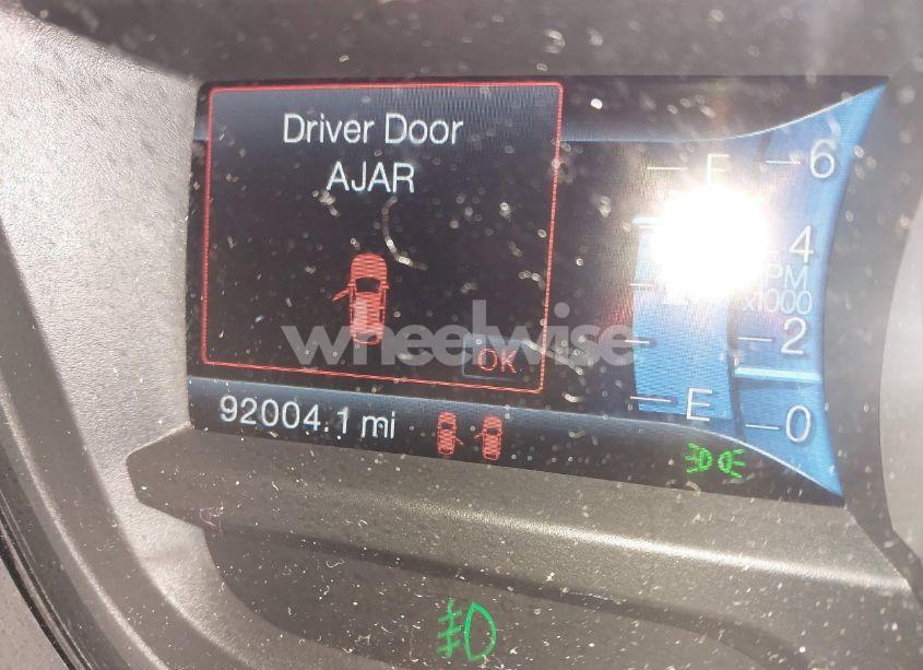 Photo 15 of 2015 Ford Explorer XLT (VIN 1FM5K8D87FGC37255)