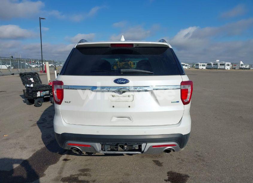 Photo 17 of 2016 Ford Explorer XLT (VIN 1FM5K8D87GGB34161)