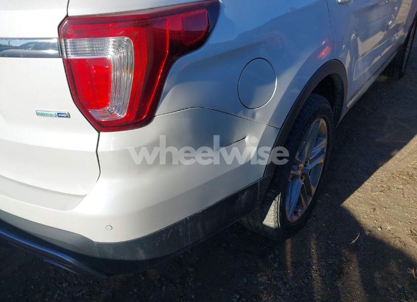 Photo 18 of 2016 Ford Explorer XLT (VIN 1FM5K8D87GGB34161)