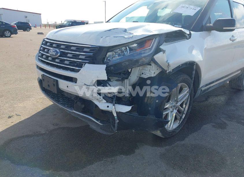 Photo 6 of 2016 Ford Explorer XLT (VIN 1FM5K8D87GGB34161)