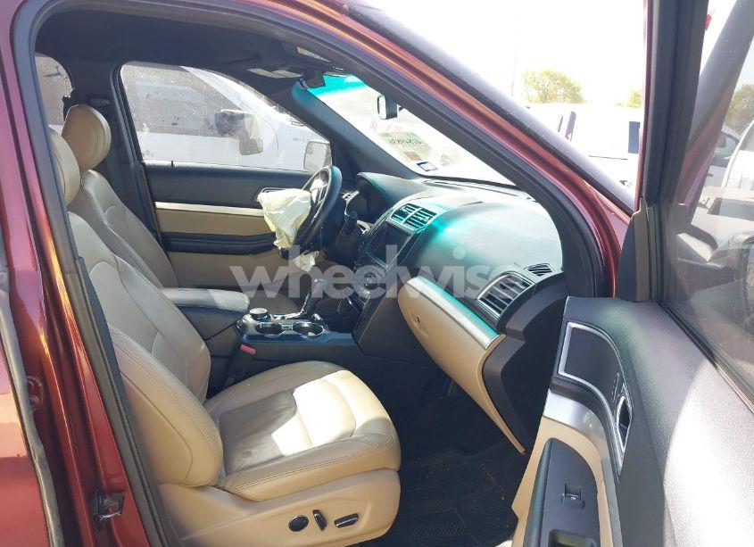 Photo 5 of 2016 Ford Explorer XLT (VIN 1FM5K8D87GGB66706)