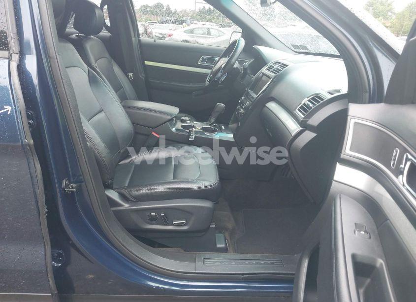 Photo 5 of 2016 Ford Explorer XLT (VIN 1FM5K8D87GGC00708)