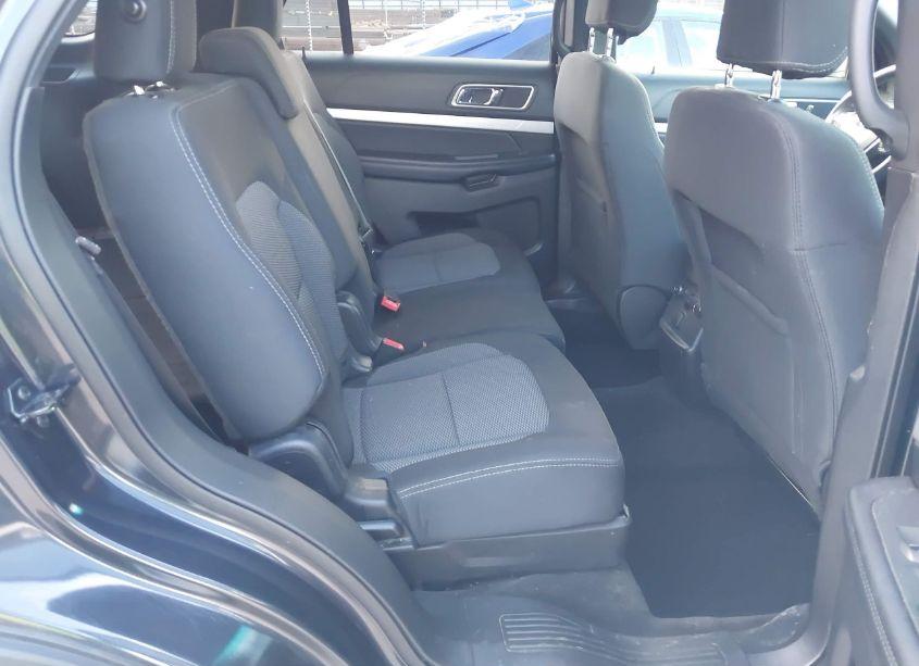 Photo 8 of 2017 Ford Explorer XLT (VIN 1FM5K8D87HGA84069)