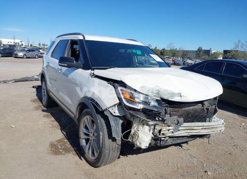 Photo 6 of 2017 Ford Explorer XLT (VIN 1FM5K8D87HGB06507)