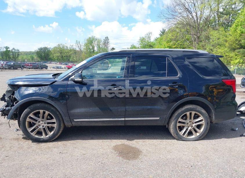 Photo 15 of 2017 Ford Explorer XLT (VIN 1FM5K8D87HGB61166)